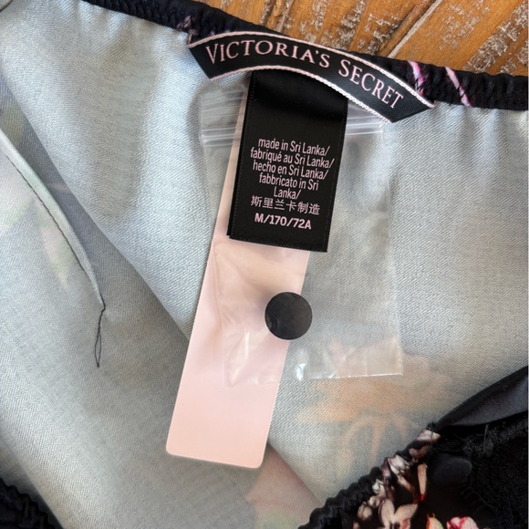 NWT Victoria’s Secret Black Floral Print Satin & Lace Midi Skirt in Size Medium - Picture 5 of 17